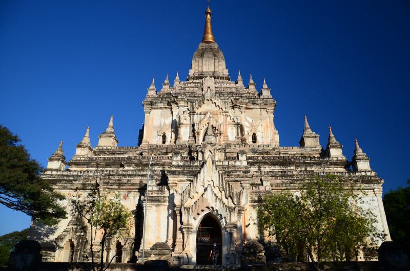 Đền Gawdawpalin ở Myanmar