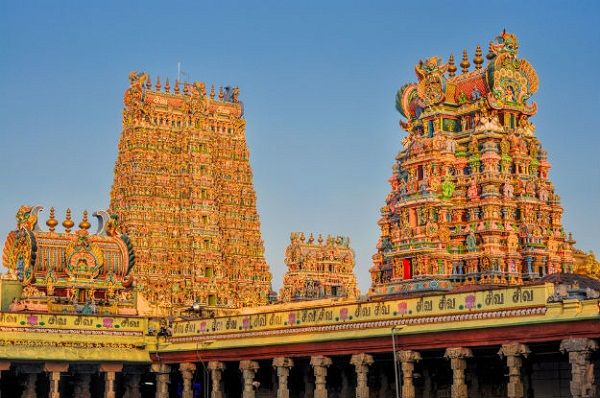 Ngôi đền Meenakshi Amman