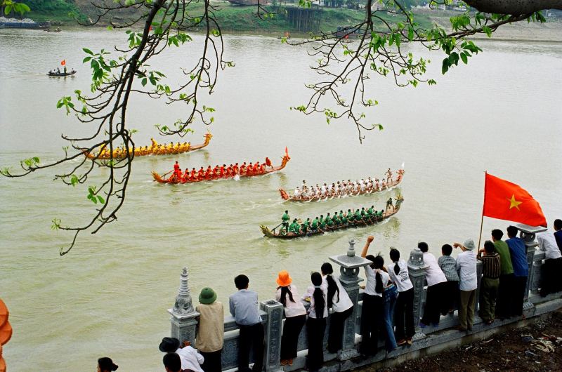 Đền Tam Giang – Chùa Đại Bi