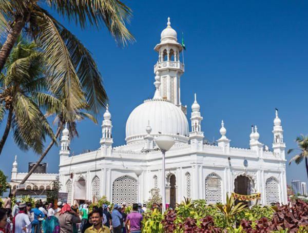 Đền thờ Hồi giáo Haji Ali Dargah - địa điểm ban hành lệnh cấm với phụ nữ
