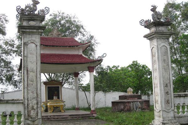 Đền thờ Nguyễn Biểu