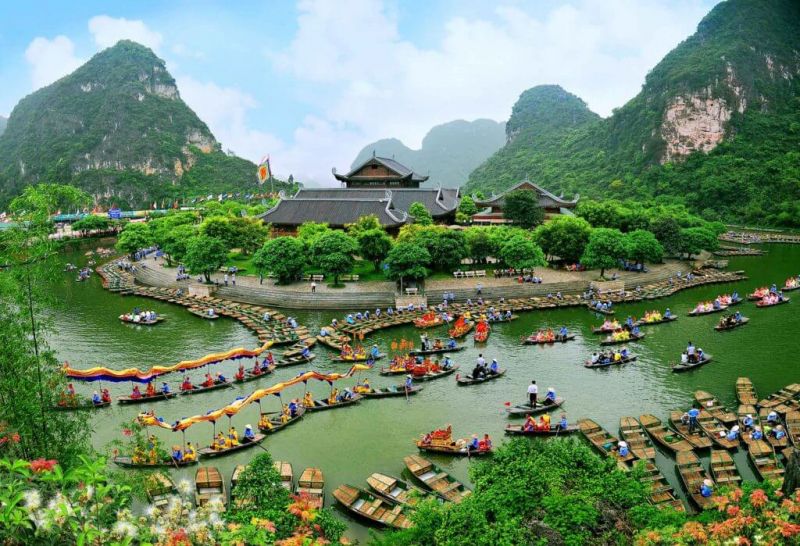 Top 20 Địa điểm du lịch đẹp và nổi tiếng tại miền Bắc - Toplist.vn