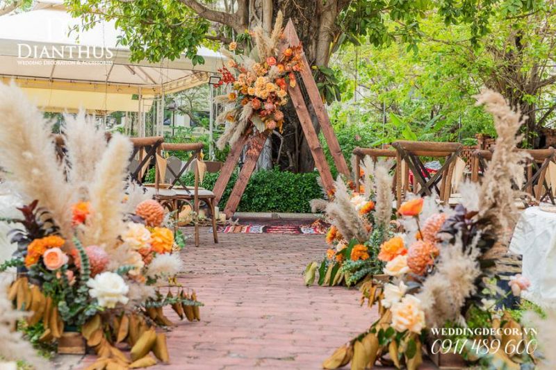 Dianthus Wedding Decor