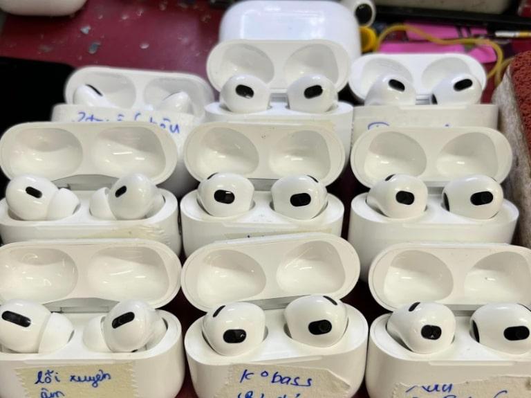 Tất cả các dòng Airpods và phụ kiện Airpods đều được TeamCare thu mua giá cao