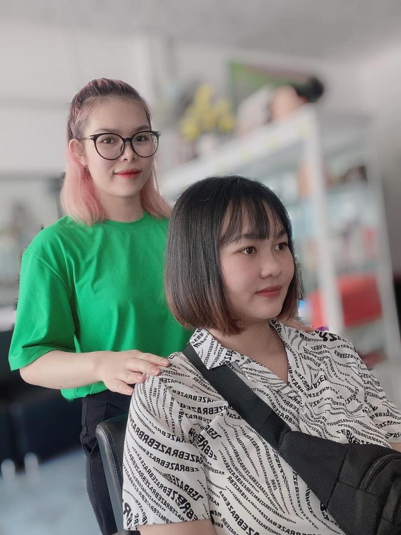 Salon Diễm Lam