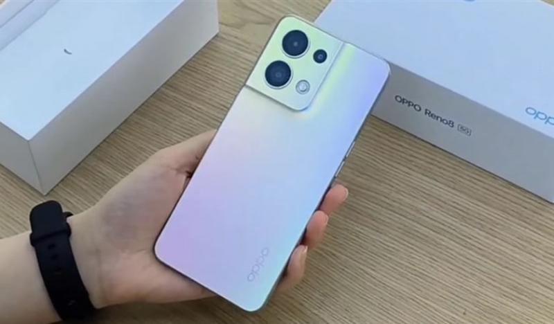 Điện thoại Oppo Reno8