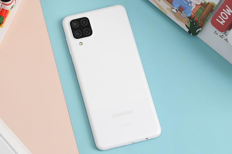 Điện thoại Samsung Galaxy A12 4GB