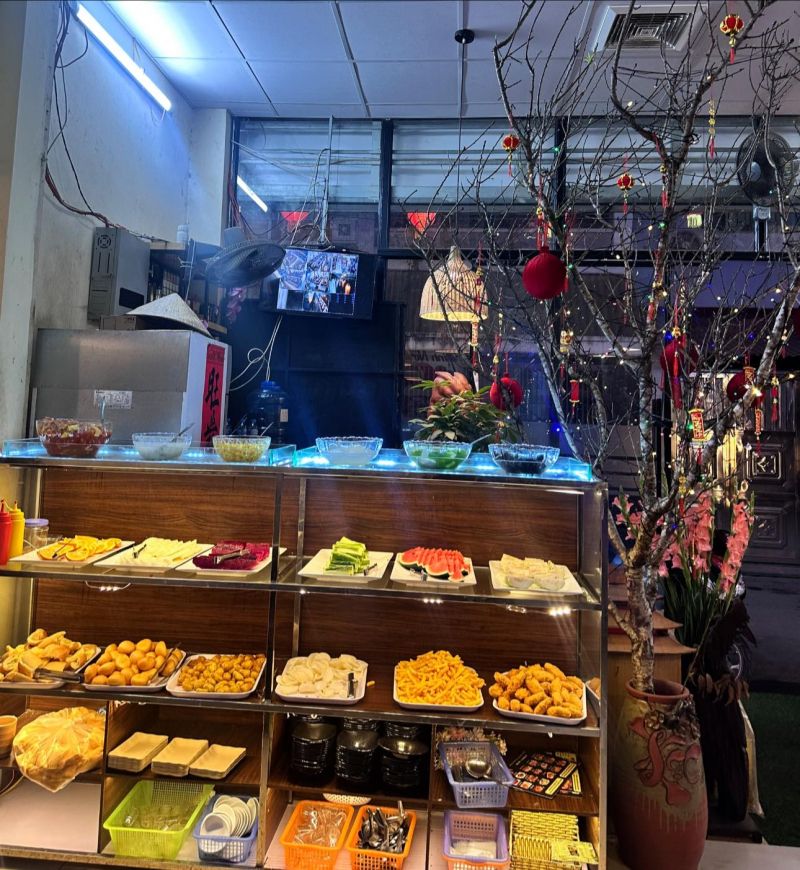 Đỉnh Nướng BBQ - Buffet Đông Anh