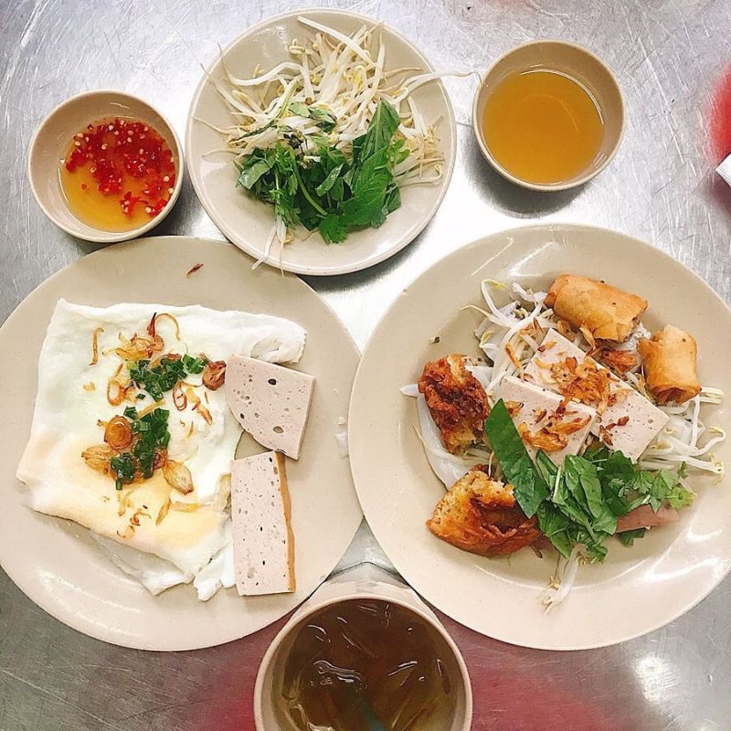 Dĩnh Râu - Bánh Cuốn & Bánh Ướt