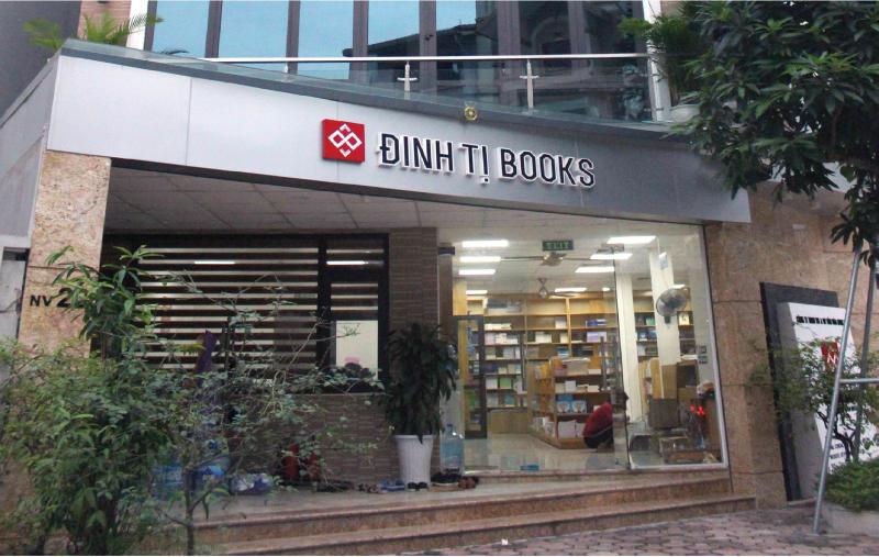 Đinh Tị Books