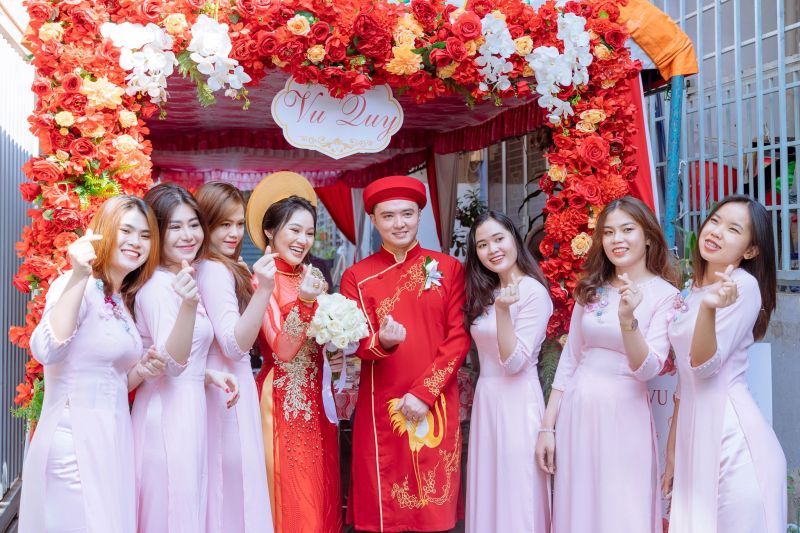 DIVA Wedding có các gói dịch vụ cũng như kiểu mẫu váy cho phù hợp với ngoại hình và điều kiện tài chính.