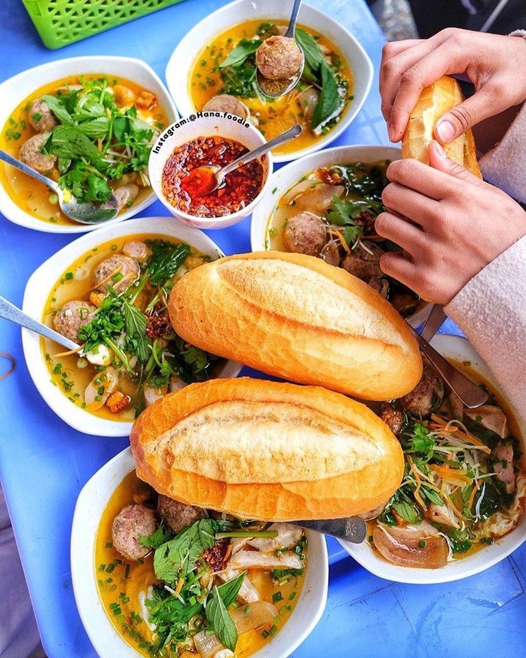 Bánh mì xíu mại Đà Lạt