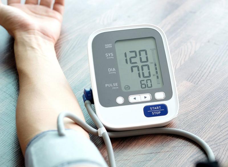 Những người có vấn đề về huyết áp, nên đo huyết áp thường xuyên