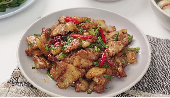 đoạn văn nêu các bước làm món thịt rang - mẫu 1