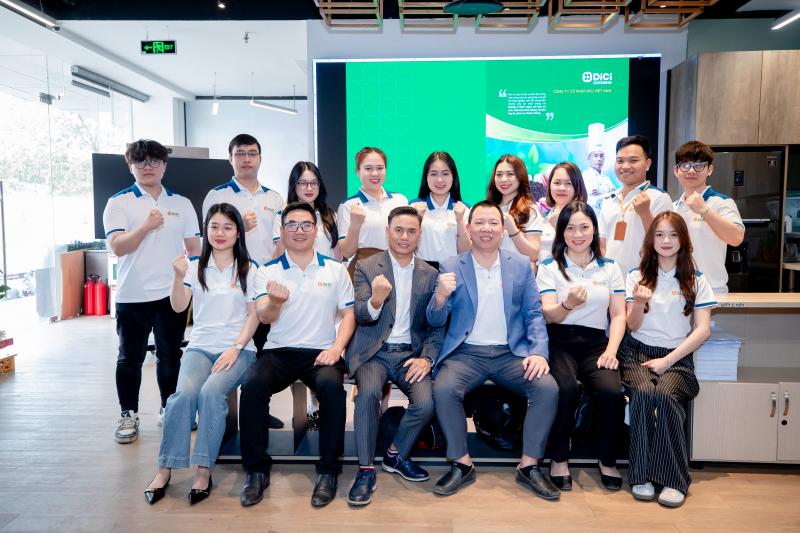 Đội ngũ nhân sự chất lượng – Đầu bếp tay nghề cao, quản lý chuyên nghiệp