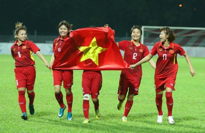 Khoảnh khắc đội tuyển bóng đá nữ giành HCV tại SEA Games 29