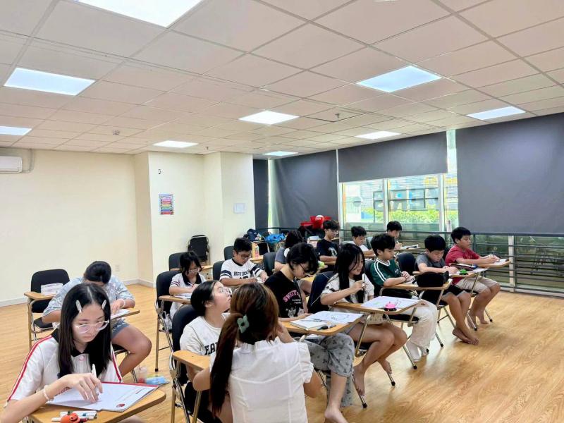 DOL English – Trung tâm sở hữu phương pháp Linearthinking độc quyền, giúp học sinh chinh phục IELTS 7.0–8.0 ngay từ bậc THCS