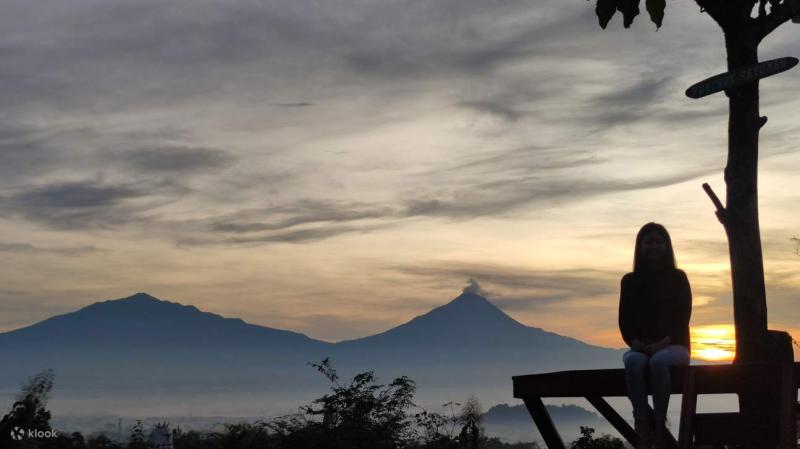 Đón bình minh ở đền Borobudur