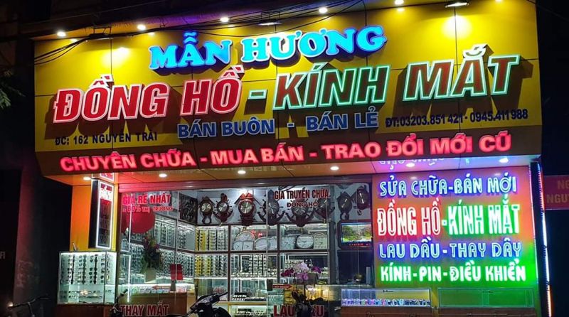 Đồng hồ kính mắt Mẫn Hương