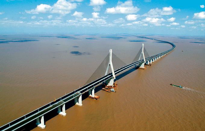 Donghai Bridge