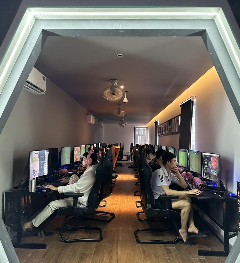 Dragon Arena Game Center