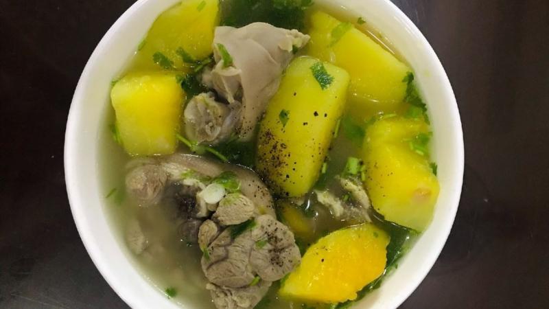 Đu đủ xanh nấu canh