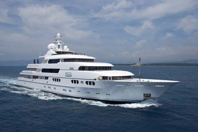 Siêu du  thuyền Dubai trị giá 350 triệu USD