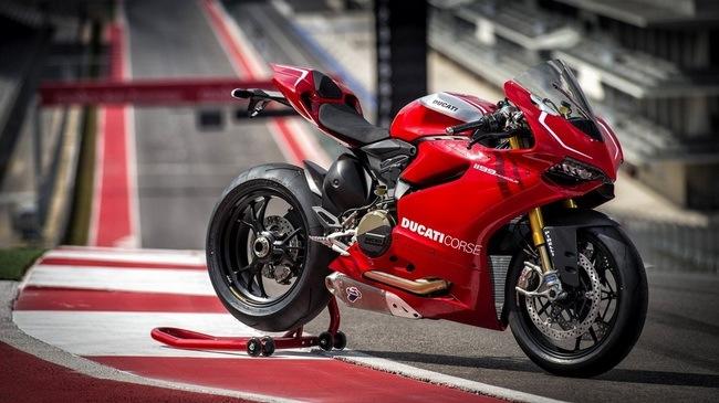 Ducati Panigale R - Đây chính là siêu mô tô có tỷ số công suất/trọng lượng tốt nhất thế giới hiện nay