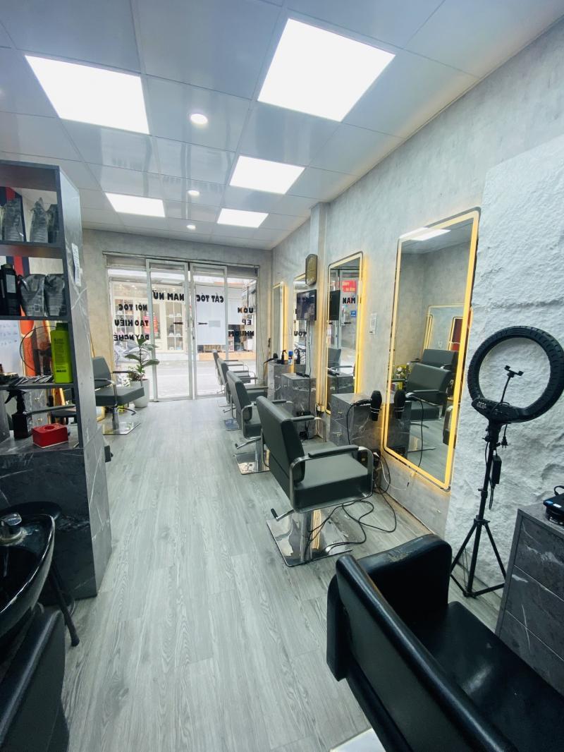 Dũng Antonio Hair Salon