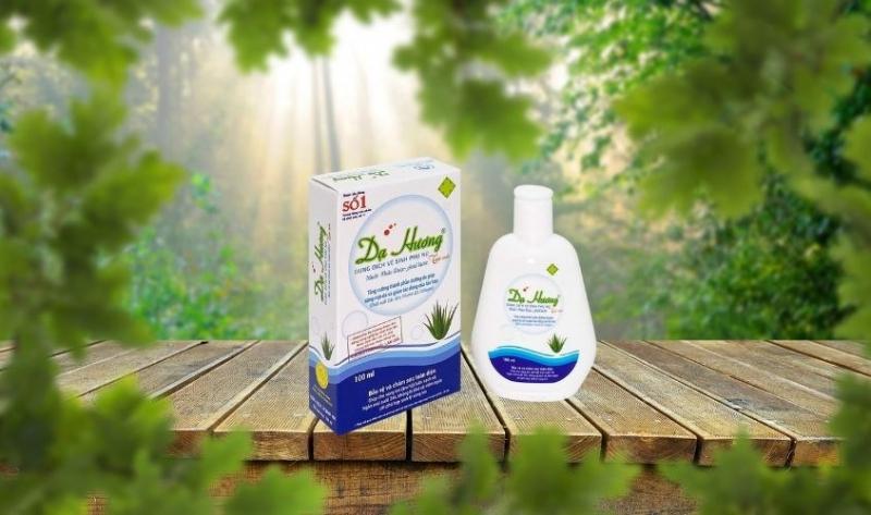 Dung dịch vệ sinh phụ nữ dạng gel Dạ Hương