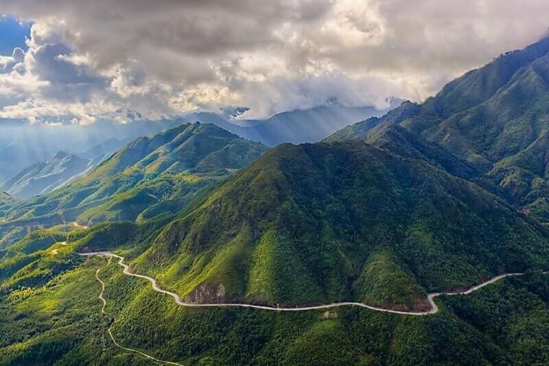 Con đường đẹp nhất ở Việt Nam