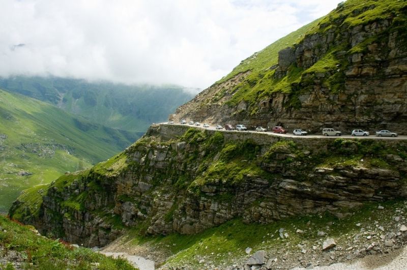 Đường qua đèo Rohtang