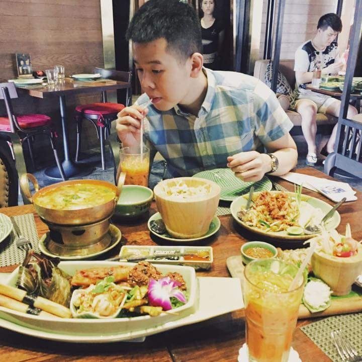 Blogger ẩm thực nổi tiếng nhất của Việt Nam