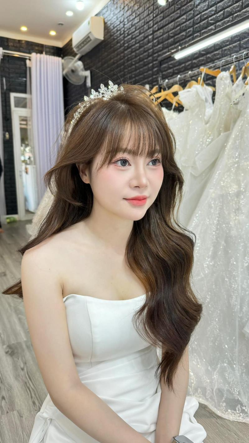 Echi Hải Yến Make Up