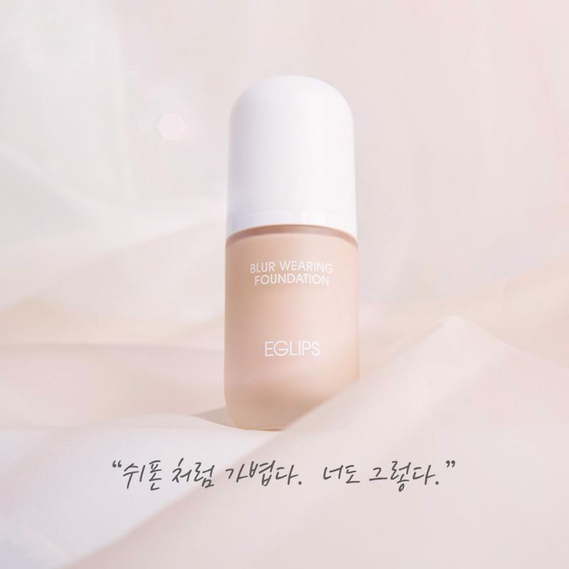 Kem nền Eglips Blur Wearing Foundation