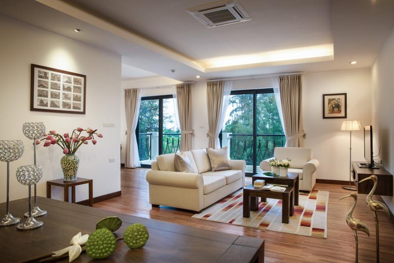 Elegant Suites Westlake Serviced Residences