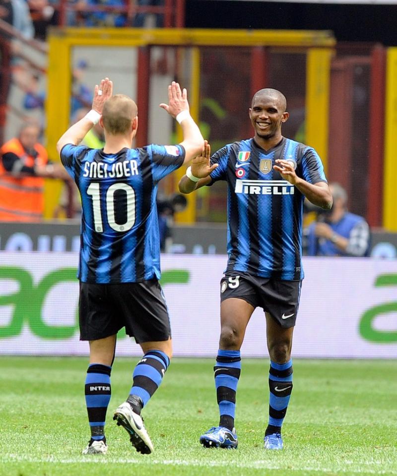 Esteban Cambiasso và Wesley Sneijder