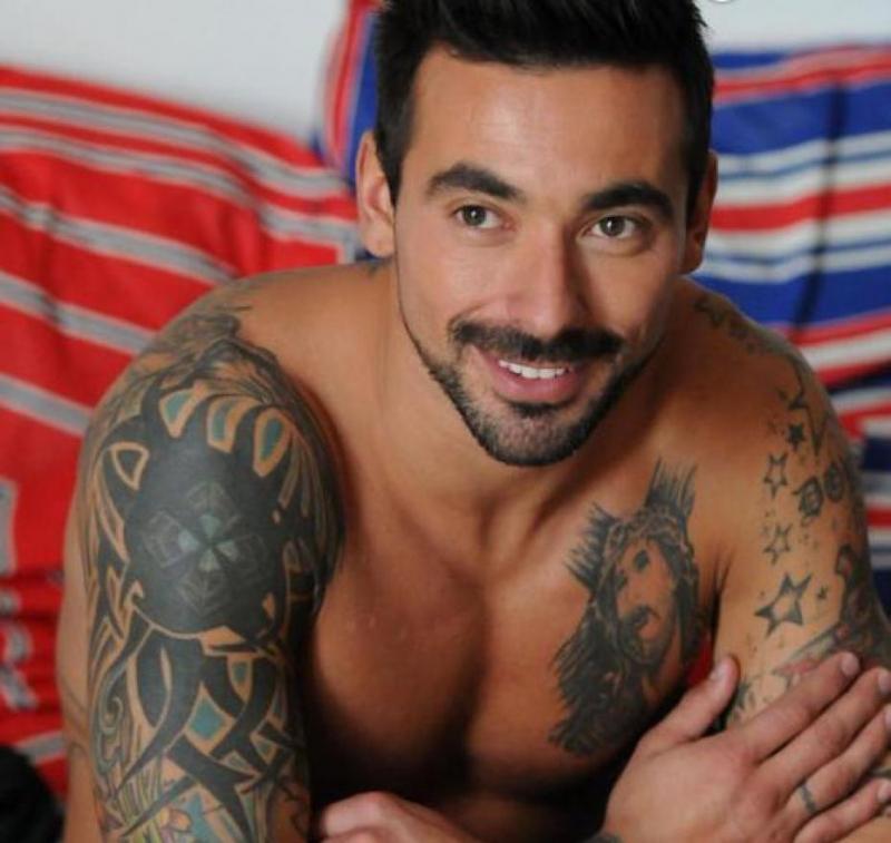 Lavezzi có nhiều hình xăm độc đáo