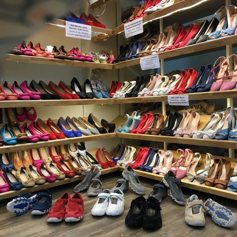 Giày nữ tại shop