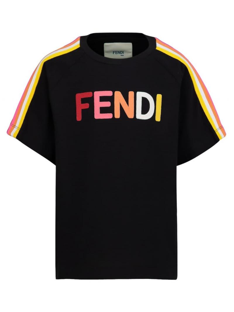 Thương hiệu áo phông đắt đỏ Fendi