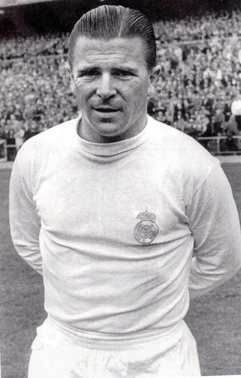 Ferenc Puskas trong màu áo Đội tuyển Hungary