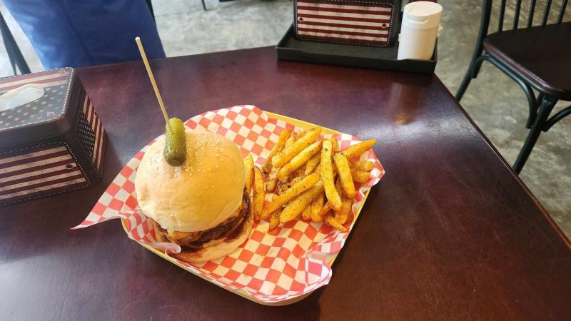 Fly Burgers-An American Kitchen