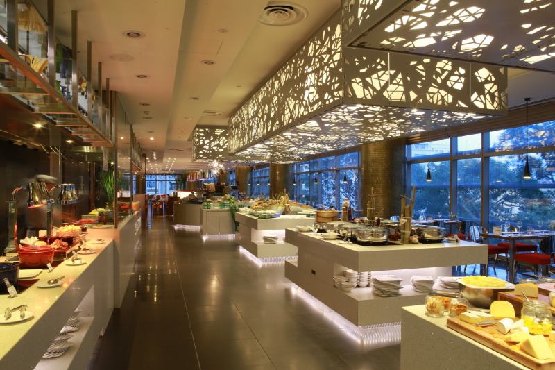 Food ConneXion Buffet - Pulllman Saigon Centre