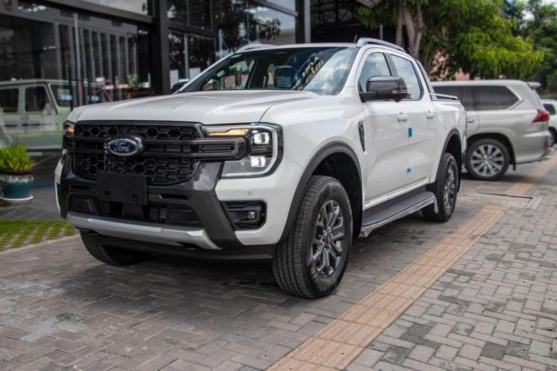 Ford Ranger đứng vị trí thứ 4 trong danh sách ô tô bán chạy nhất tháng 10