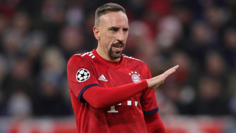 Ribery chơi đều cả 2 chân