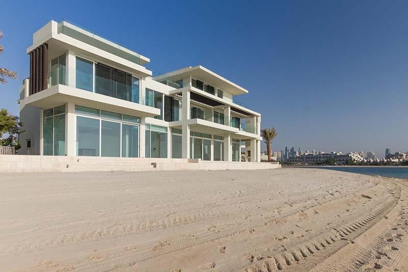 Frond Signature Villa In Palm Jumeirah, Dubai