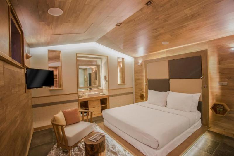 Fusion Suites Sài Gòn