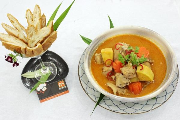 Gà nấu pate