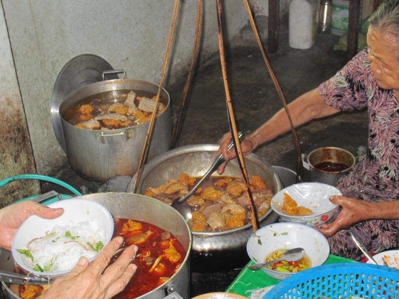 Bún Bò Mệ Kéo