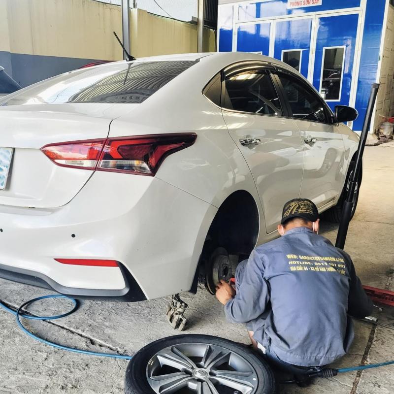 Gara ô tô Tuấn Sơn